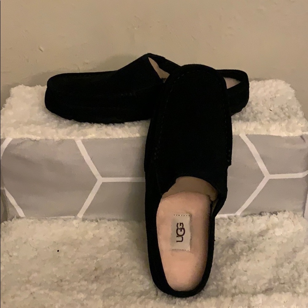 NWT Men’s Size 7 UGG Alamar Loafer